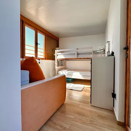 Apartment With Sea View, 4 Persons, Swimming Pool And Bbq Torrevieja